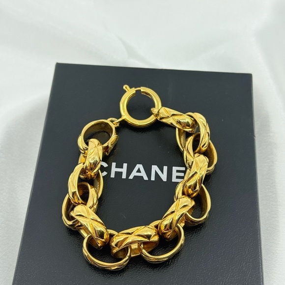 Chanel Vintage Gold Quilted Chain Bracelet